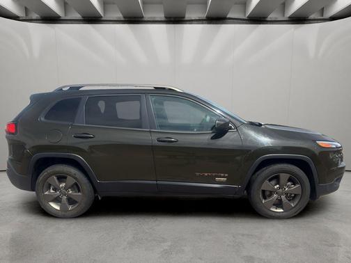 Recon Green Clearcoat 2017 Jeep Cherokee 75th Anniversary Edition 4x4