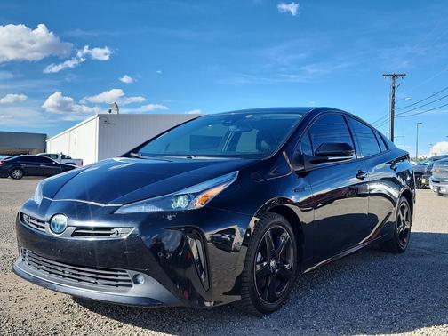 2022 Toyota Prius L