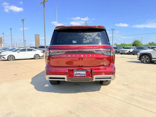 Coulis Red 2025 INFINITI QX80 Luxe