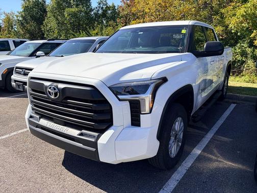 Ice Cap 2025 Toyota Tundra SR5
