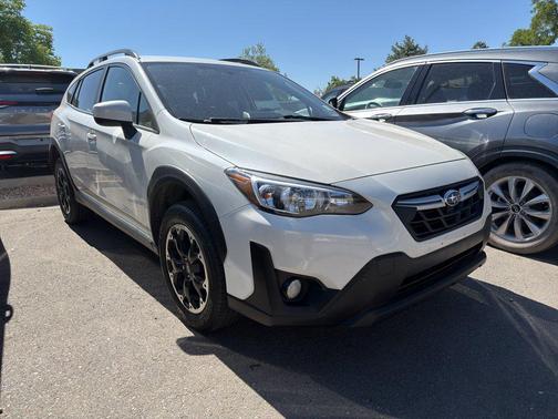 Crystal White Pearl 2021 Subaru Crosstrek Premium