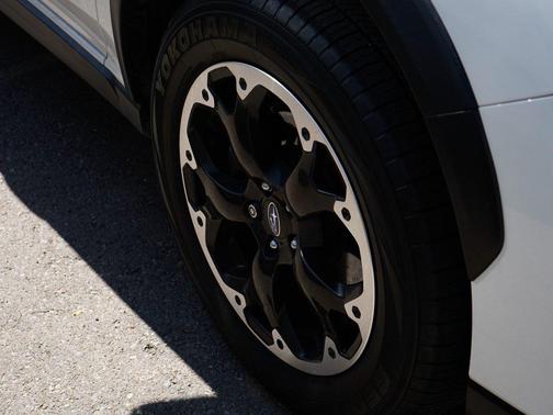 Crystal White Pearl 2021 Subaru Crosstrek Premium