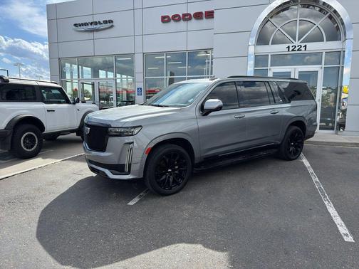 Argent Silver Metallic 2023 Cadillac Escalade ESV Sport