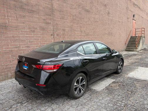 Super Black 2023 Nissan Sentra SV