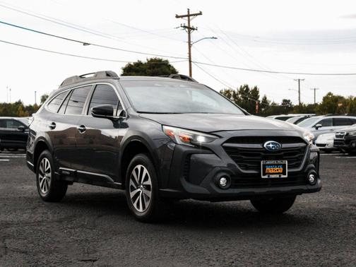 Magnetite Gray Metallic 2024 Subaru Outback Premium