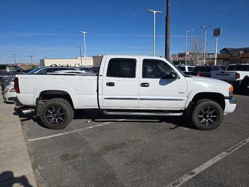 2004 GMC Sierra 2500 SLT H/D Crew Cab