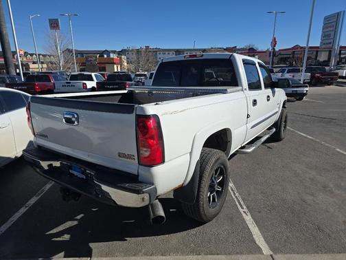 2004 GMC Sierra 2500 SLT H/D Crew Cab
