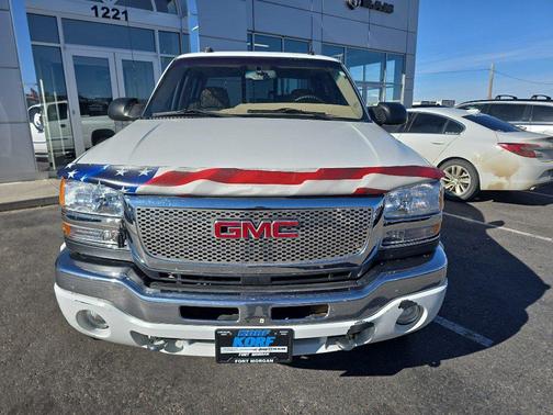 2004 GMC Sierra 2500 SLT H/D Crew Cab
