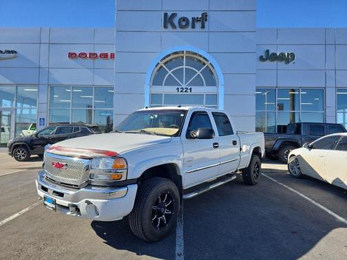 2004 GMC Sierra 2500 SLT H/D Crew Cab