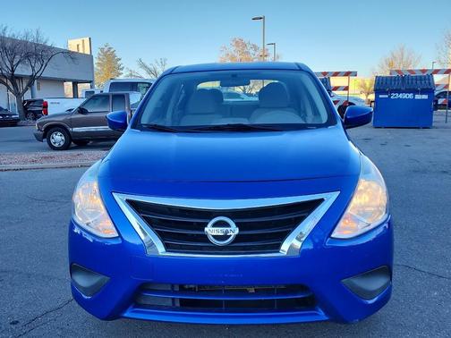 2016 Nissan Versa 1.6 SV