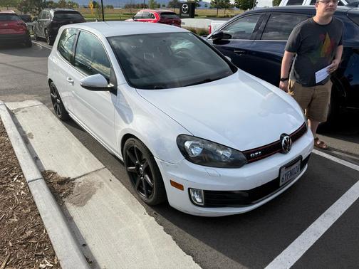 2013 Volkswagen GTI 2-Door