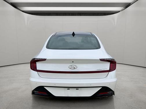 Quartz White 2022 Hyundai SONATA Limited