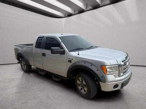 INGOT SILVER METALLIC 2014 Ford F-150 STX