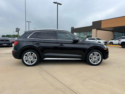 Black 2018 Audi Q5 2.0T Premium Plus
