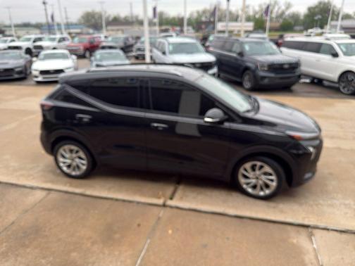 Mosaic Black Metallic 2023 Chevrolet Bolt EUV FWD LT