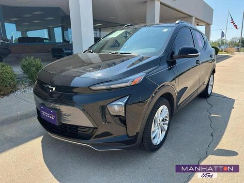 Mosaic Black Metallic 2023 Chevrolet Bolt EUV FWD LT