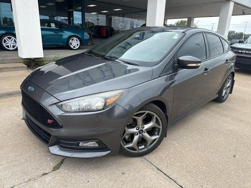 Magnetic 2017 Ford Focus ST