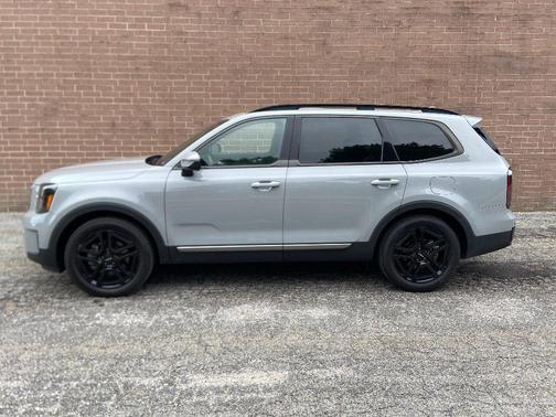 Wolf Gray 2023 Kia Telluride SX X-Line
