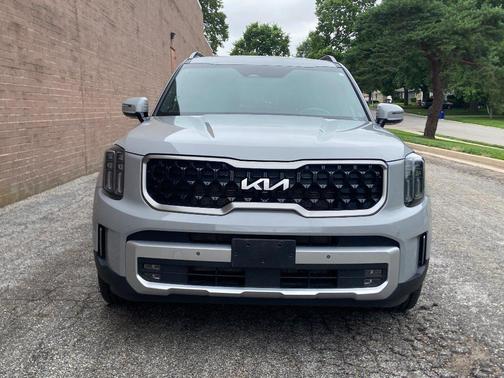 Wolf Gray 2023 Kia Telluride SX X-Line