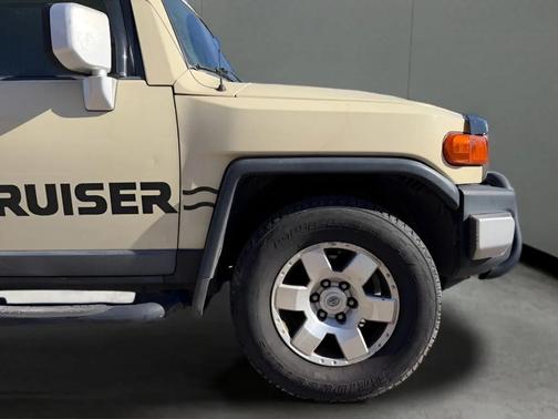 Sandstorm 2008 Toyota FJ Cruiser Base