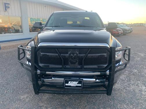 2018 RAM 2500 Tradesman Crew Cab 4x4 6'4' Box