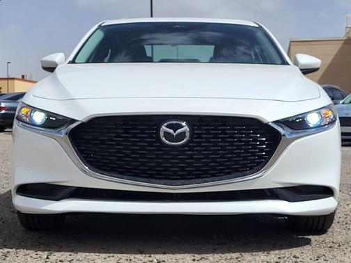 2025 Mazda Mazda3 FWD w/Preferred Package