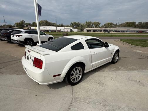 2006 Ford Mustang GT Premium