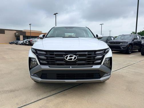 Serenity White Pearl 2025 Hyundai TUCSON SE