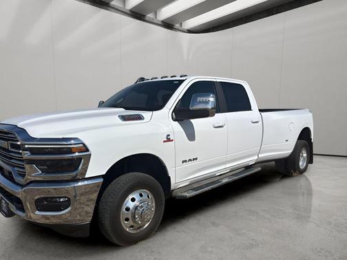 2025 RAM 3500 Laramie Crew Cab 4x4 8' Box