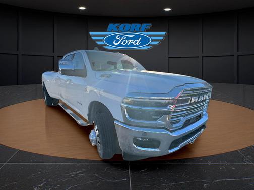 2025 RAM 3500 Laramie Crew Cab 4x4 8' Box