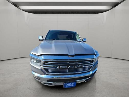 Billet Silver Metallic Clearcoat 2022 RAM 1500 Laramie