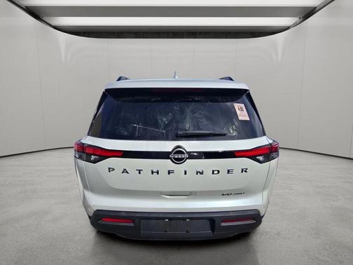 2024 Nissan Pathfinder SV 4WD