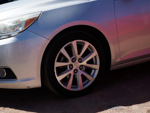 Silver Ice Metallic 2015 Chevrolet Malibu 1LZ