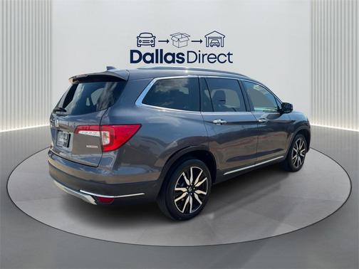2022 Honda Pilot Touring 8-Passenger