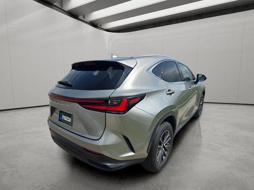 Atomic Silver 2022 Lexus NX 350 Premium