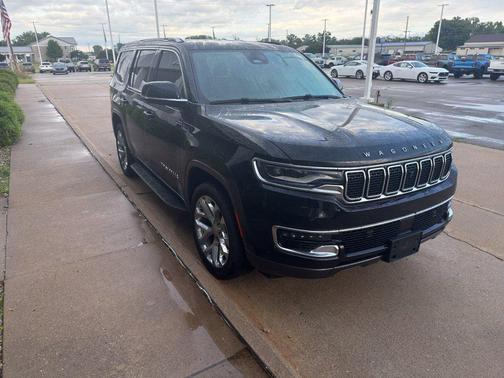 Diamond Black Crystal Pearlcoat 2022 Jeep Wagoneer Series I 4x4