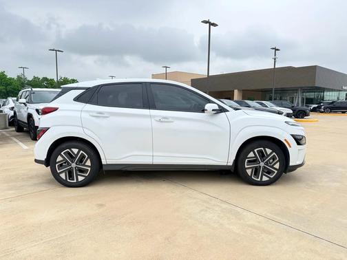 Lunar White 2023 Hyundai KONA EV SE