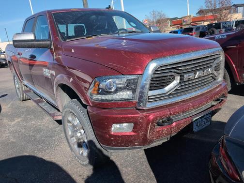 2018 RAM 2500 Limited Crew Cab 4x4 6'4' Box