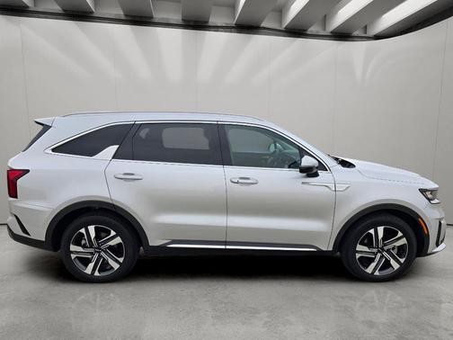 2024 Kia Sorento Hybrid EX