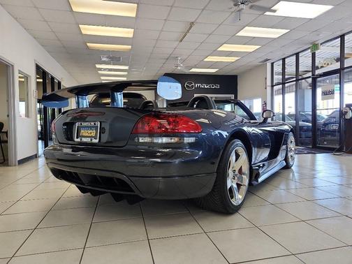 Viper Slate Crystal Pearlcoat/Black Soft Top 2006 Dodge Viper SRT10