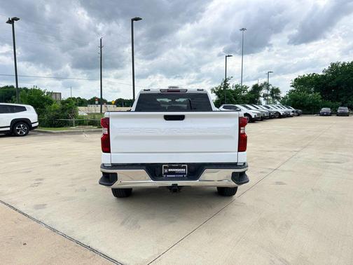 Summit White 2021 Chevrolet Silverado 1500 LT