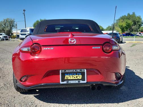 2016 Mazda MX-5 Miata Grand Touring