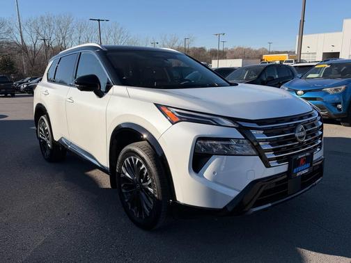 2025 Nissan Rogue Platinum