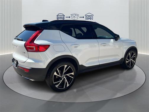 2020 Volvo XC40 T5 R-Design