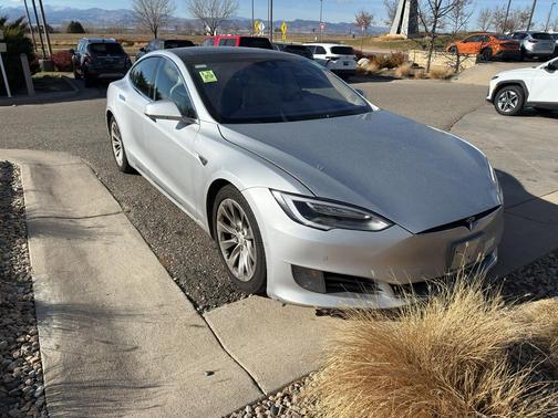 2016 Tesla Model S 75D