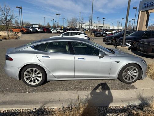 2016 Tesla Model S 75D