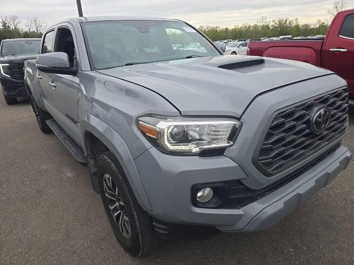 Cement 2021 Toyota Tacoma TRD Sport