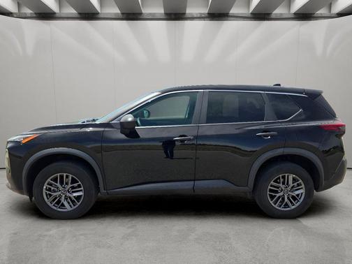 Super Black 2023 Nissan Rogue S