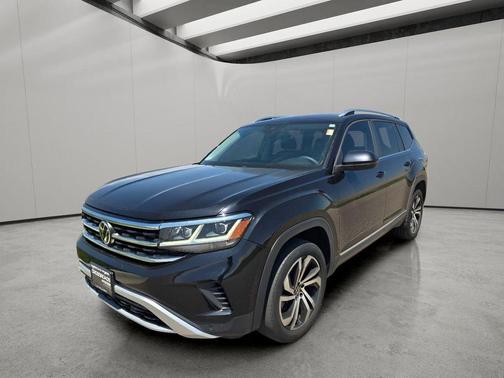 Deep Black Pearl 2023 Volkswagen Atlas 3.6L SEL