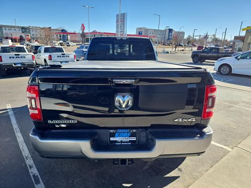 2020 RAM 3500 Laramie Crew Cab 4x4 8' Box